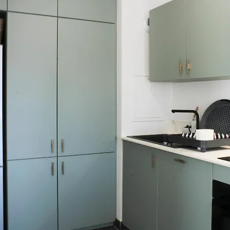 Spacious 2-bedroom Near Paris Lejlighed Clichy